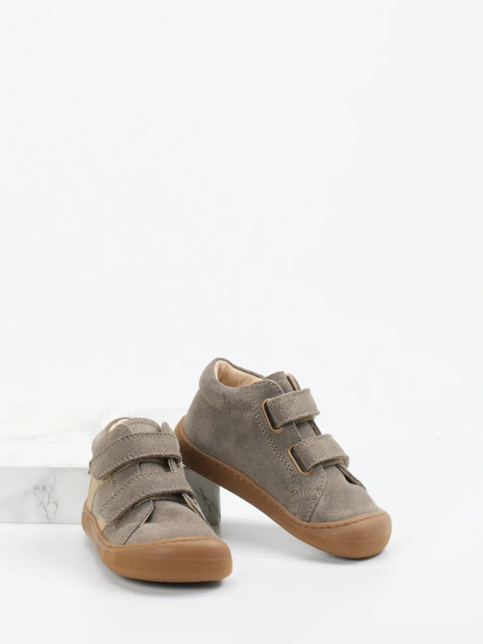 Naturino – Lauflernschuhe aus Veloursleder taupe