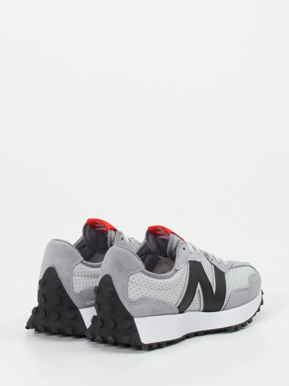 New Balance – Retro-Sneaker aus Veloursleder grau