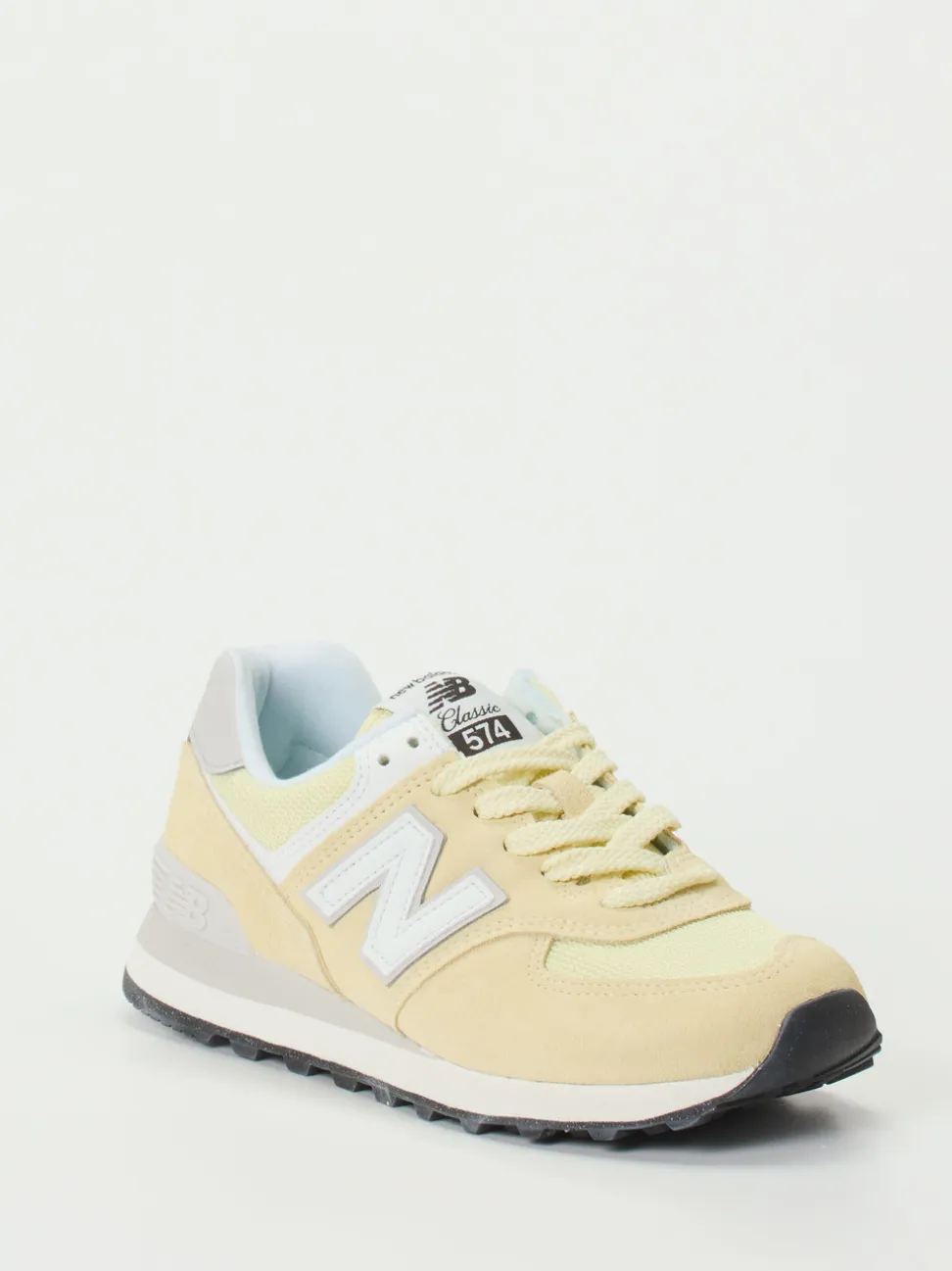 New Balance – Retro-Sneaker aus Veloursleder Pastellgelb