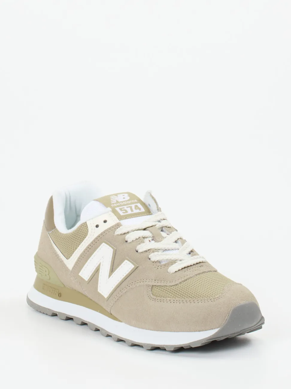New Balance – Retro-Sneaker aus Veloursleder beige