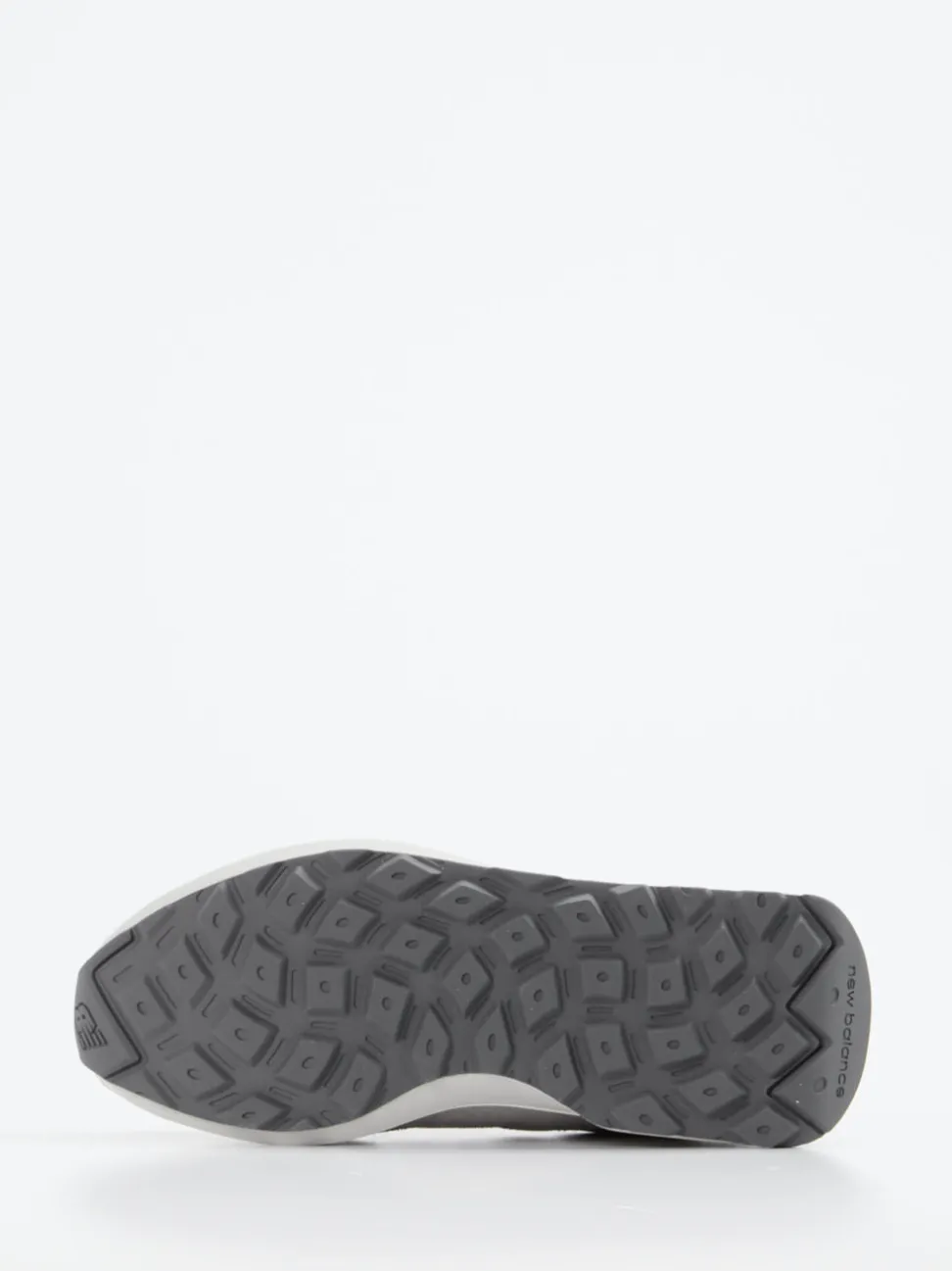 New Balance – Retro-Sneaker aus Textil in Grau