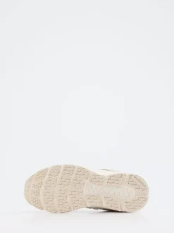 New Balance – Retro-Sneaker aus Textil und Veloursleder beige