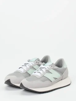 New Balance – Retro-Sneaker aus Textil und Veloursleder