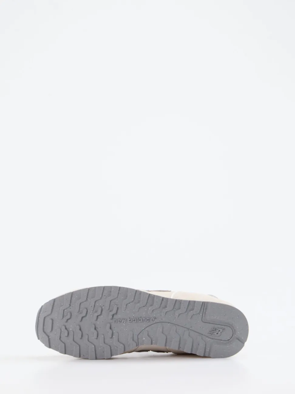 New Balance – Retro-Sneaker aus Veloursleder Beige