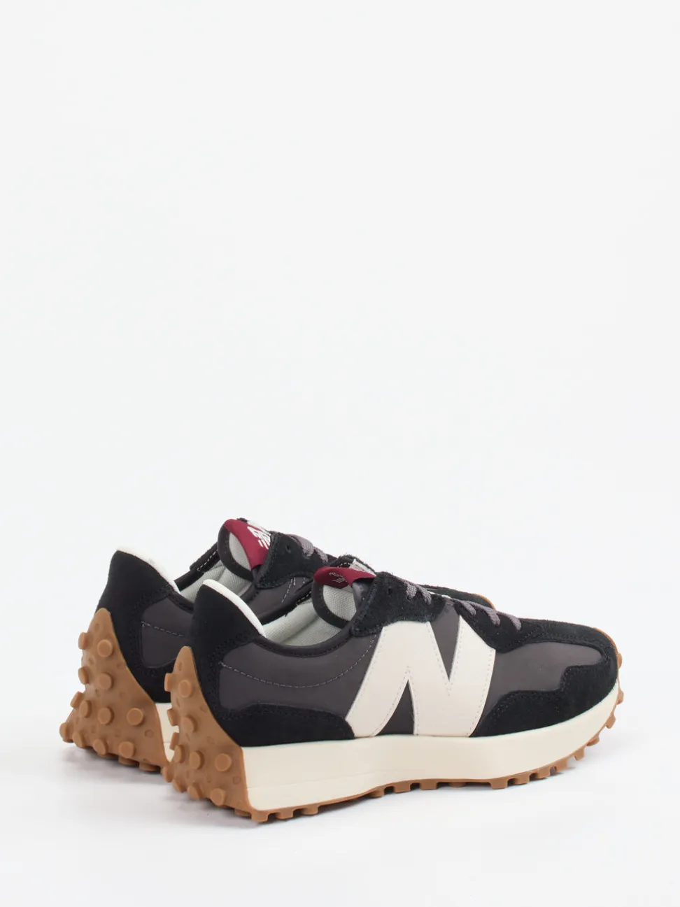 New Balance – Retro-Sneaker aus Veloursleder anthrazit