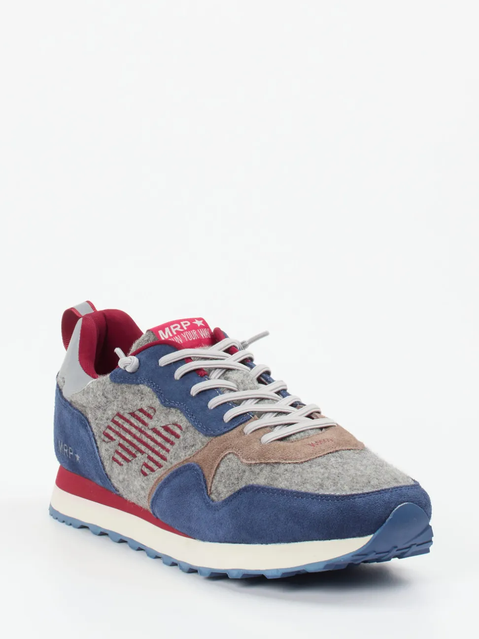 New Balance – Sneaker aus Velour/Textil in Grau