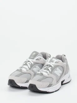 New Balance – Sneaker aus Mesh und Veloursleder grau