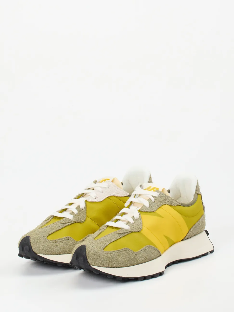 New Balance – Sneaker aus Textil und Veloursleder Senfgelb