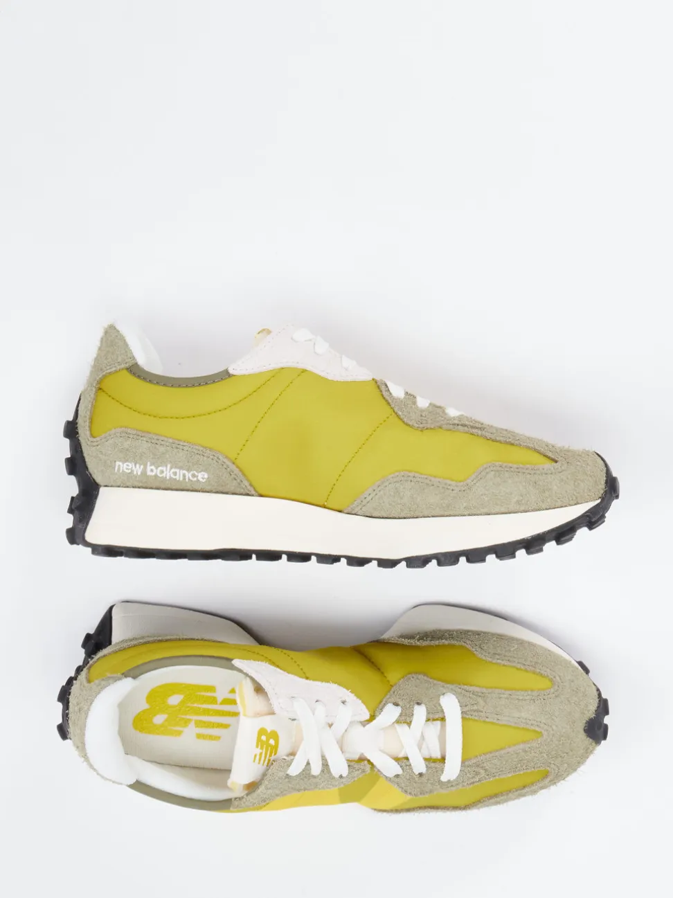 New Balance – Sneaker aus Textil und Veloursleder Senfgelb