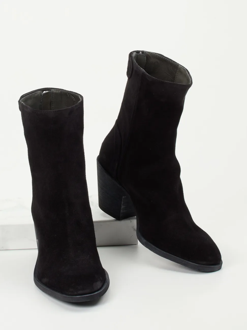 Officine Creative – Ankle Boots aus Veloursleder Schwarz