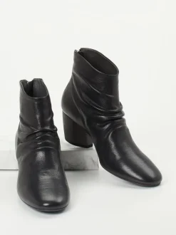 Officine Creative – Ankle Boot aus Büffelleder schwarz