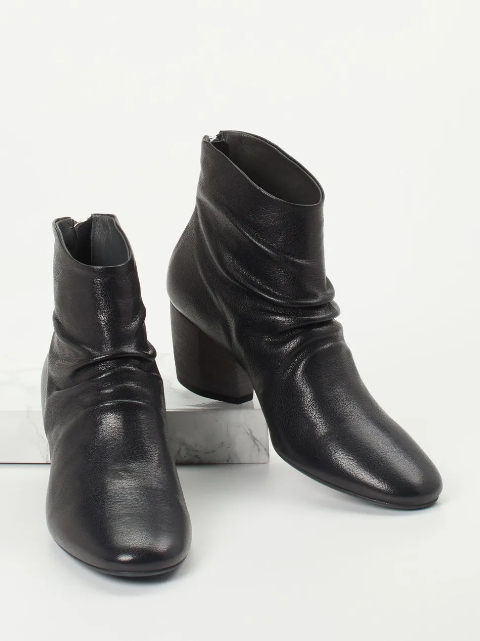 Officine Creative – Ankle Boot aus Büffelleder schwarz
