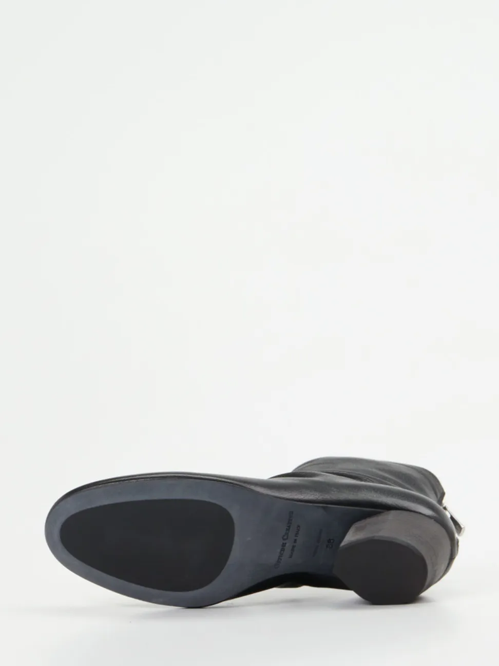 Officine Creative – Ankle Boot aus Büffelleder schwarz