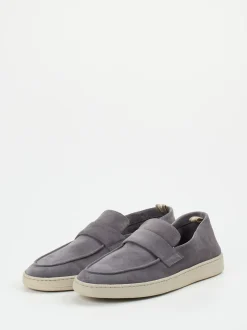 Officine Creative – Loafer aus Veloursleder steingrau