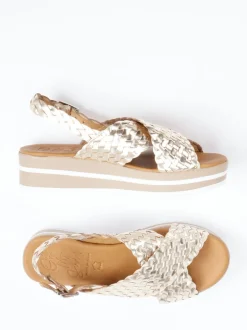 Oh!My Sandals – Plateau-Sandale aus Flechtleder gold