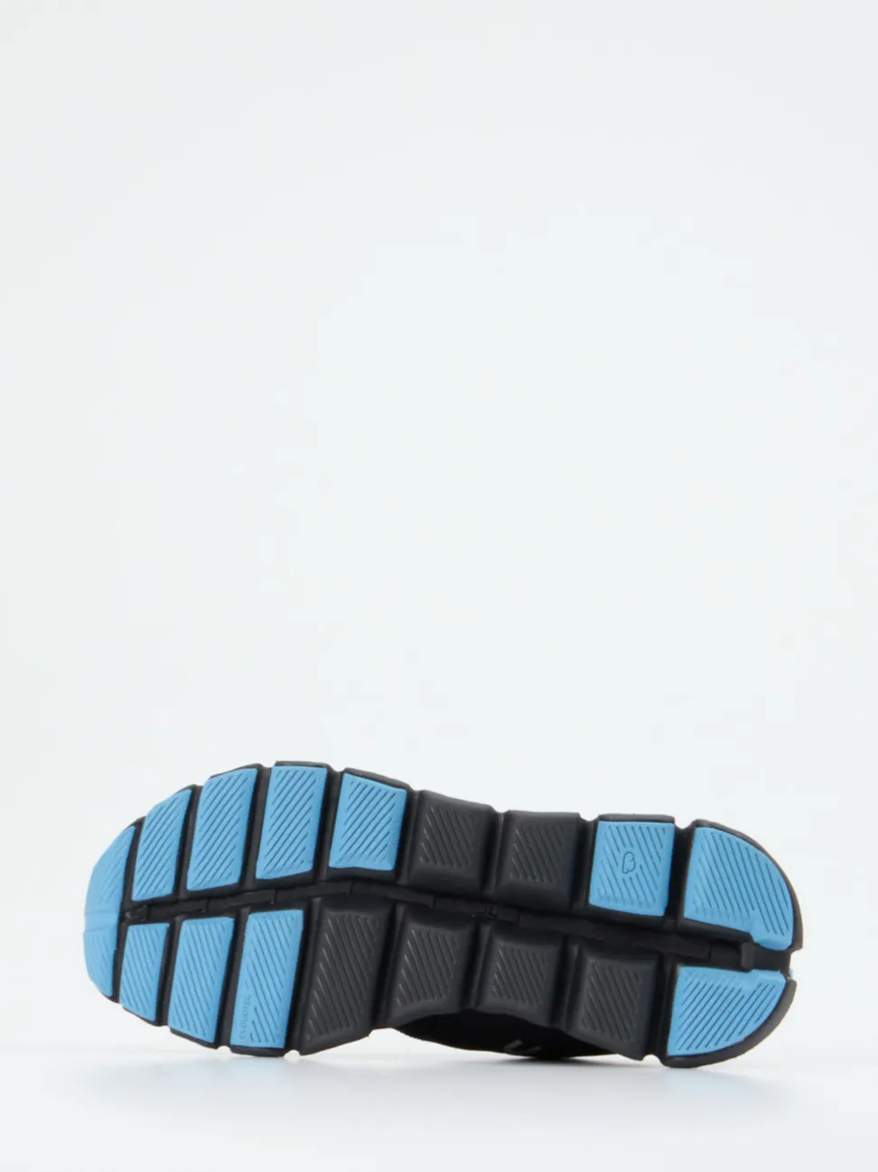 ON – Performance-Sneaker aus Mesh schwarz