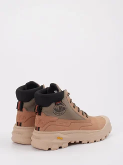Palladium – Outdoor Boots aus Nubukleder Sandbraun