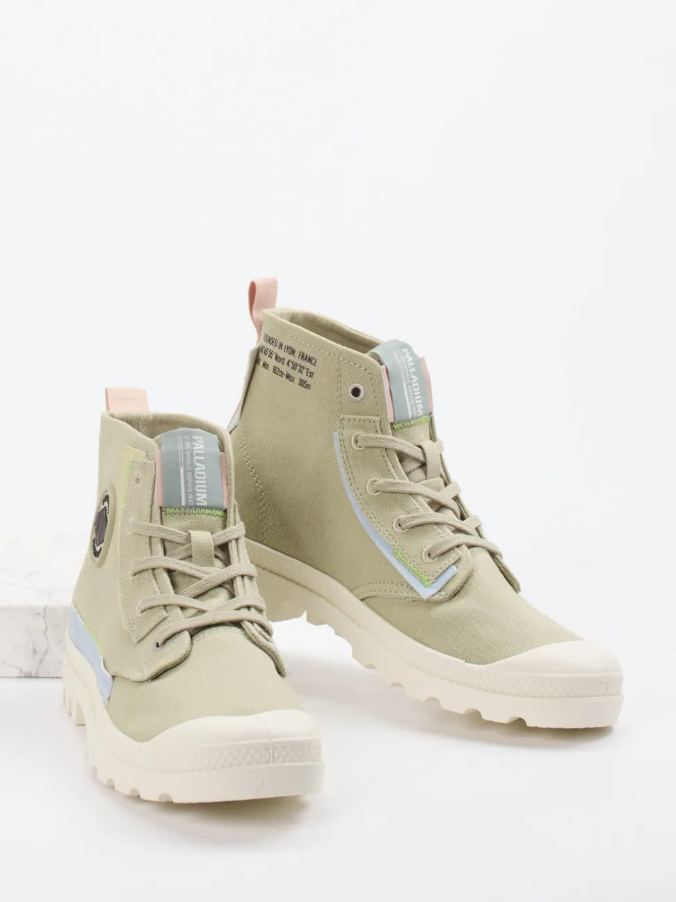 Palladium – Schnürboots aus Canvas in Sandbeige
