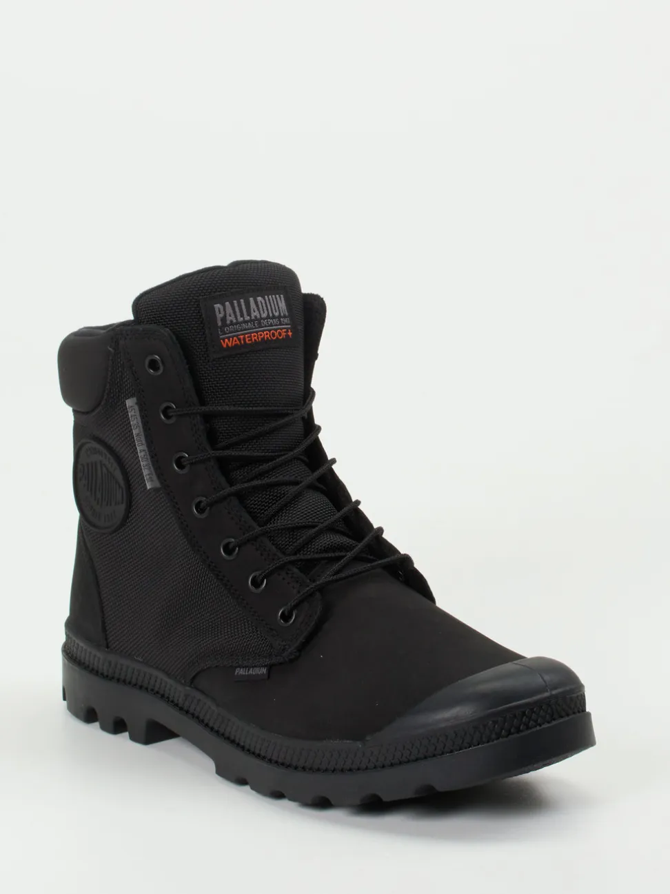 Palladium – Schnürboots aus Nubukleder schwarz