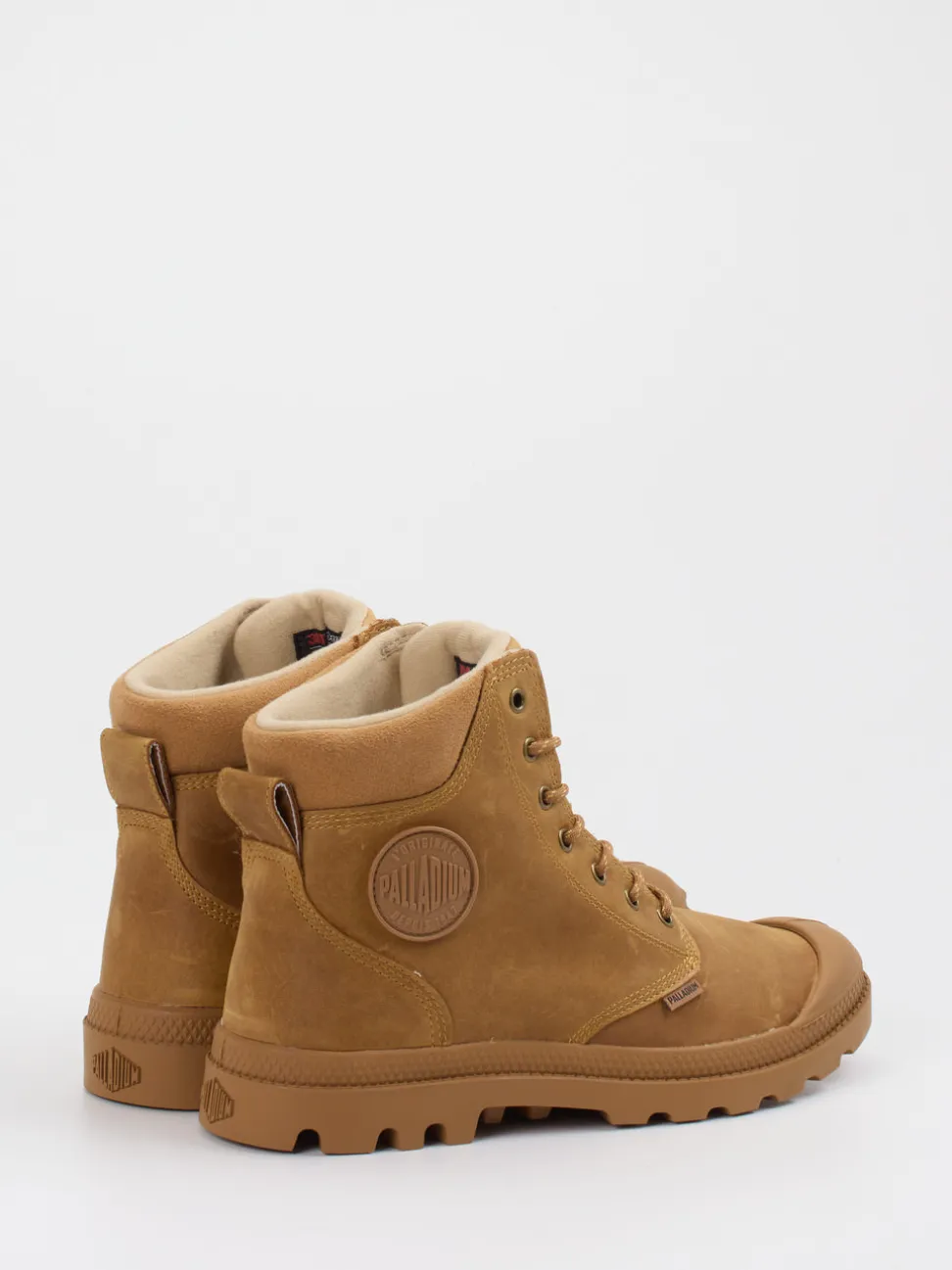 Palladium – Schnürboots aus Nubukleder honigbraun