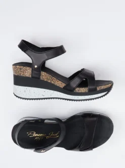 Panama Jack – Keilsandalette aus Lammleder schwarz