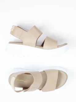Panama Jack – Plateau-Sandale aus Lammleder Taupe