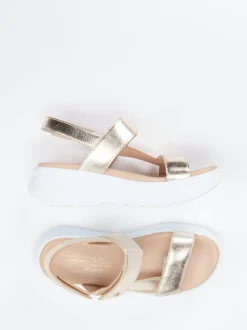 Panama Jack – Plateau-Sandalen aus Kalbleder goldfarben