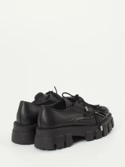 Papucei – Chunky Derbys aus Kalbleder in Schwarz