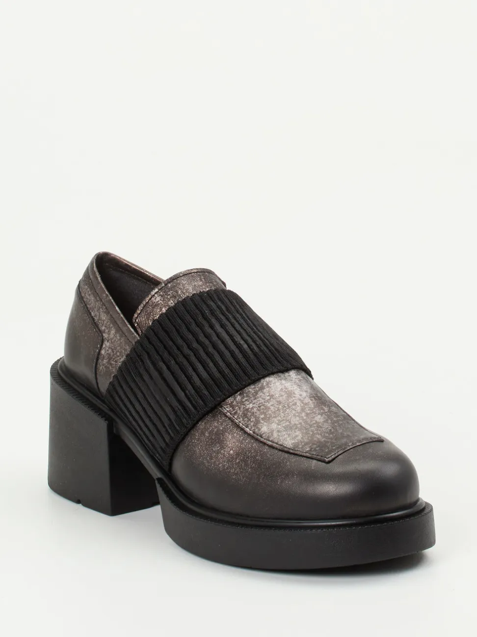 Papucei – Loafer aus Kalbleder mit Metallic-Finish