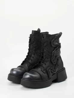 Papucei – Schnürstiefelette aus Kalbleder Schwarz