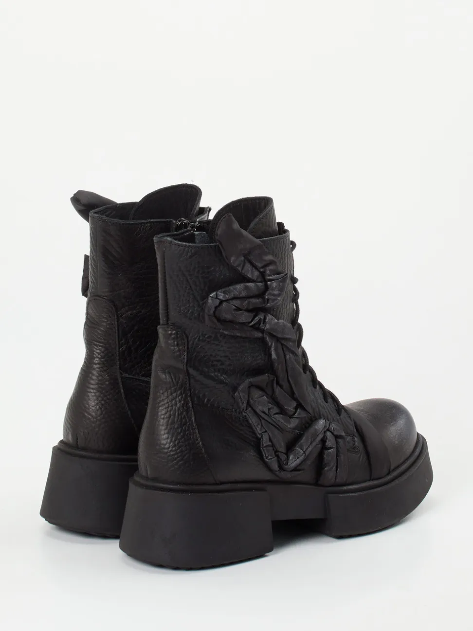 Papucei – Schnürstiefelette aus Kalbleder Schwarz