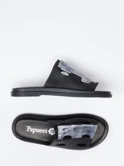 Papucei – Slides aus Känguruleder in Schwarz Metallic