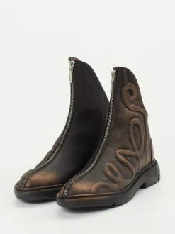 Papucei – Stiefeletten aus Metallic-Kalbleder bronzebraun