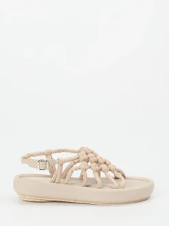 Patrizia Bonfanti – Riemchensandale aus Lammleder beige