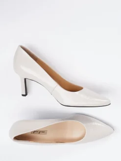 Paul Green – Pumps aus Lackleder in Cremeweiß
