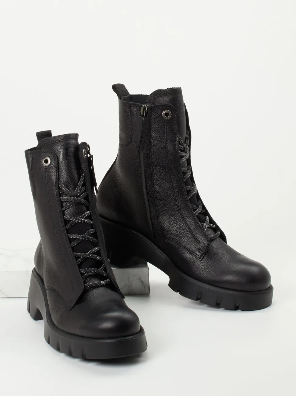 Paul Green – Schnürboots aus Kalbleder schwarz
