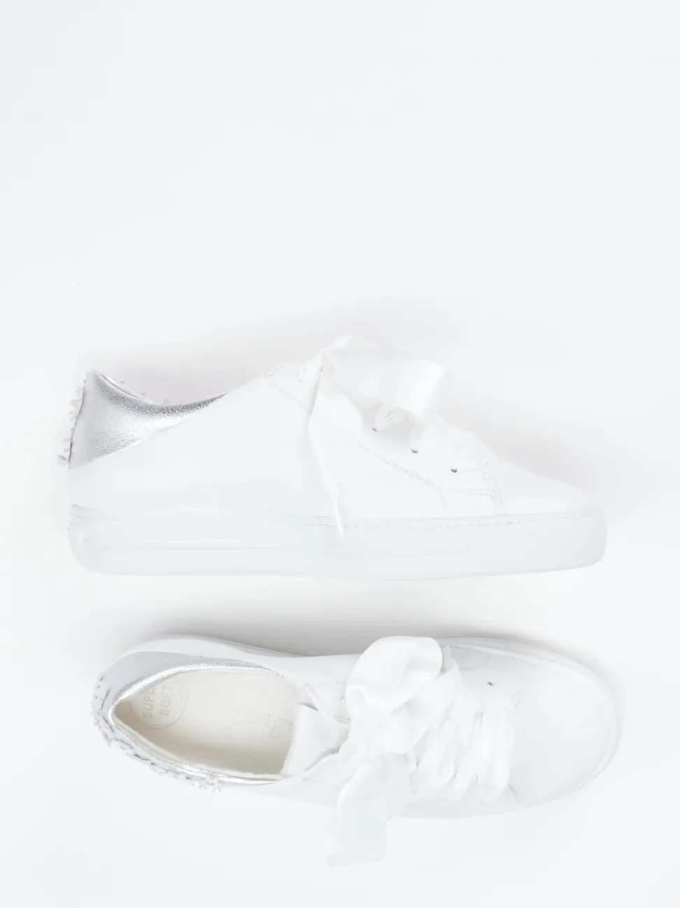 Paul Green – Sneaker aus Kalbleder mit Satinband
