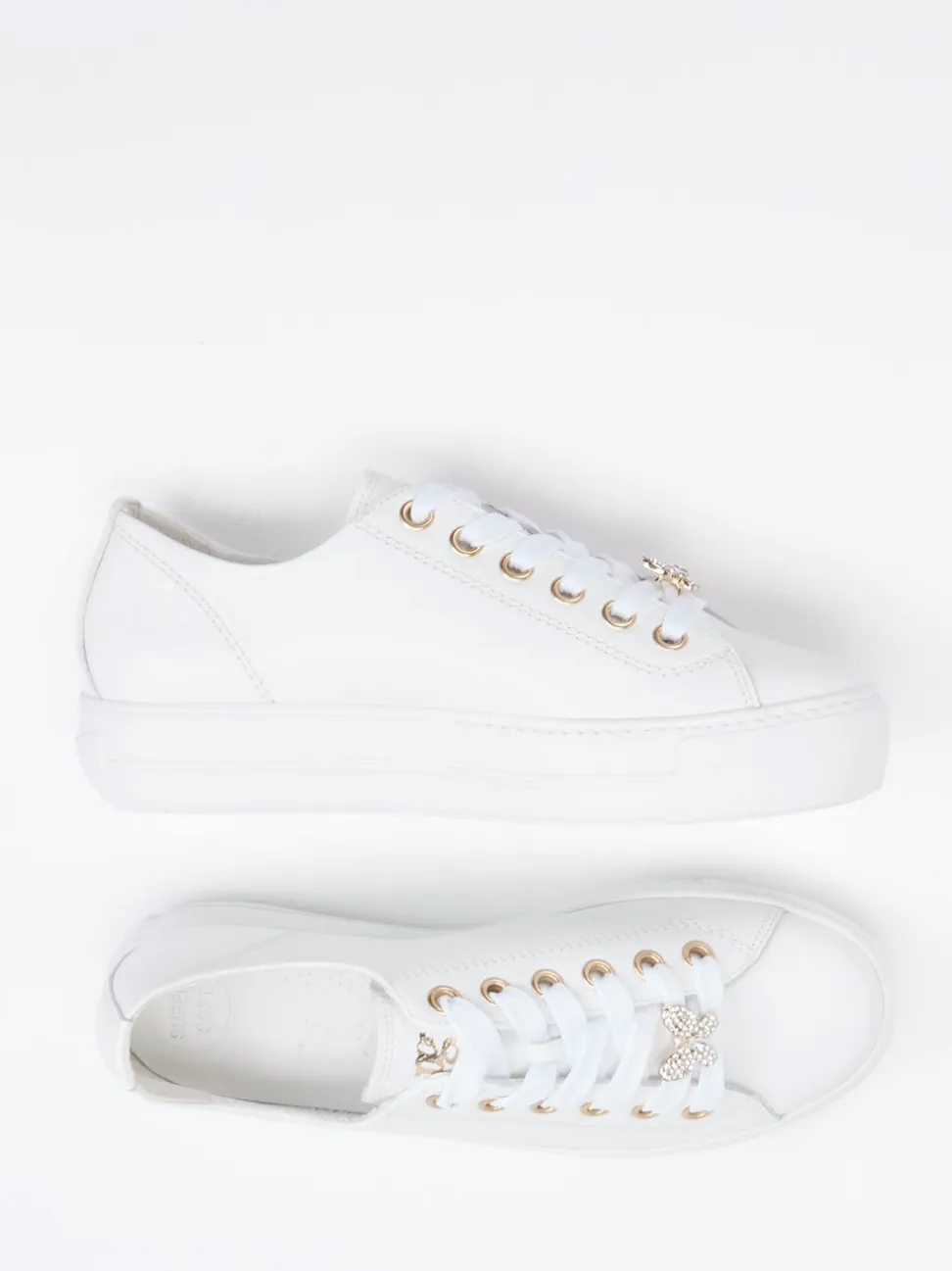 Paul Green – Sneaker aus Kalbleder mit Goldakzenten