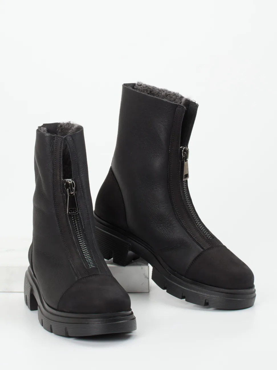 Paul Green – Stiefelette aus Nubukleder Schwarz