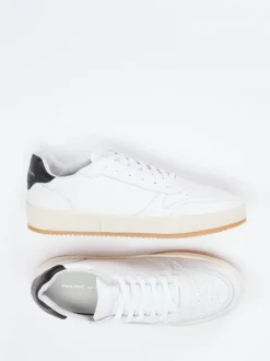 Philippe Model – Sneaker aus Kalbleder in Weiß