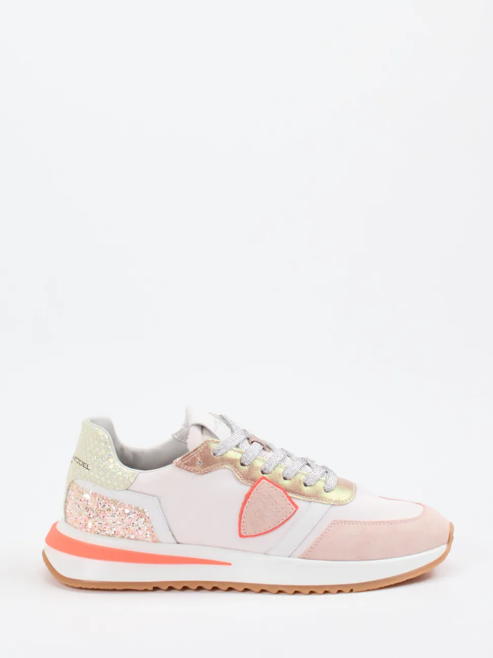 Philippe Model – Sneaker aus Veloursleder und Textil in Rosé