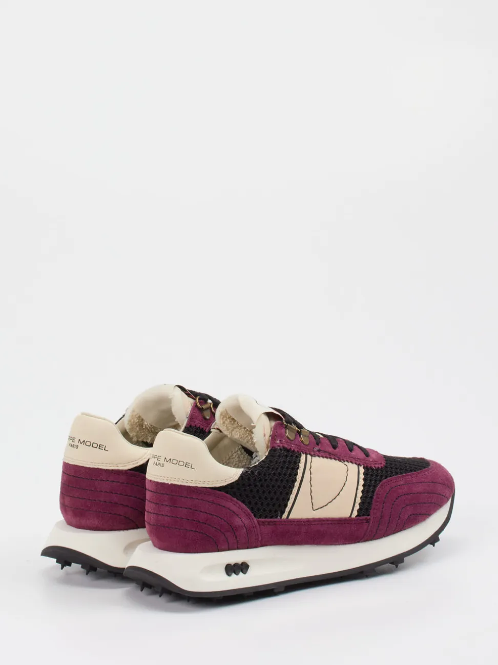 Philippe Model – Sneaker aus Veloursleder in Brombeer