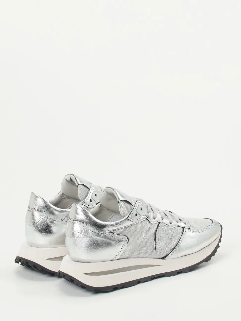 Philippe Model – Sneaker aus Metallicleder silber