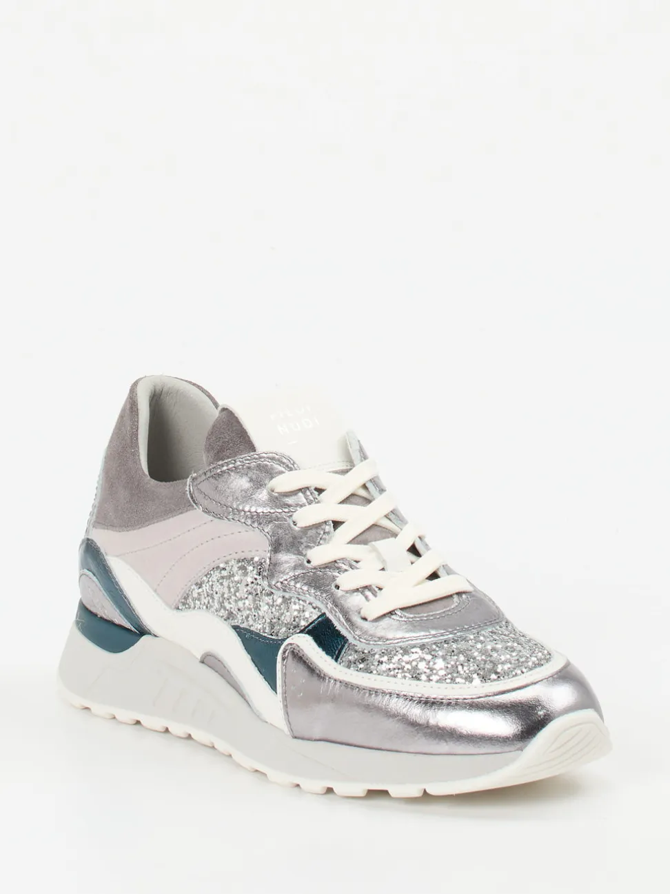 Piedi Nudi – Chunky Sneaker aus Metallicleder silber