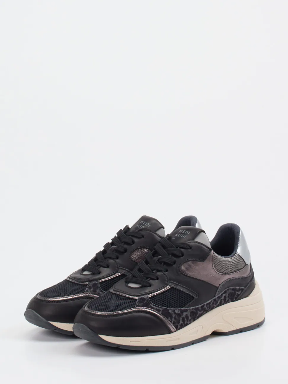 Piedi Nudi – Chunky Sneaker aus Veloursleder Schwarz