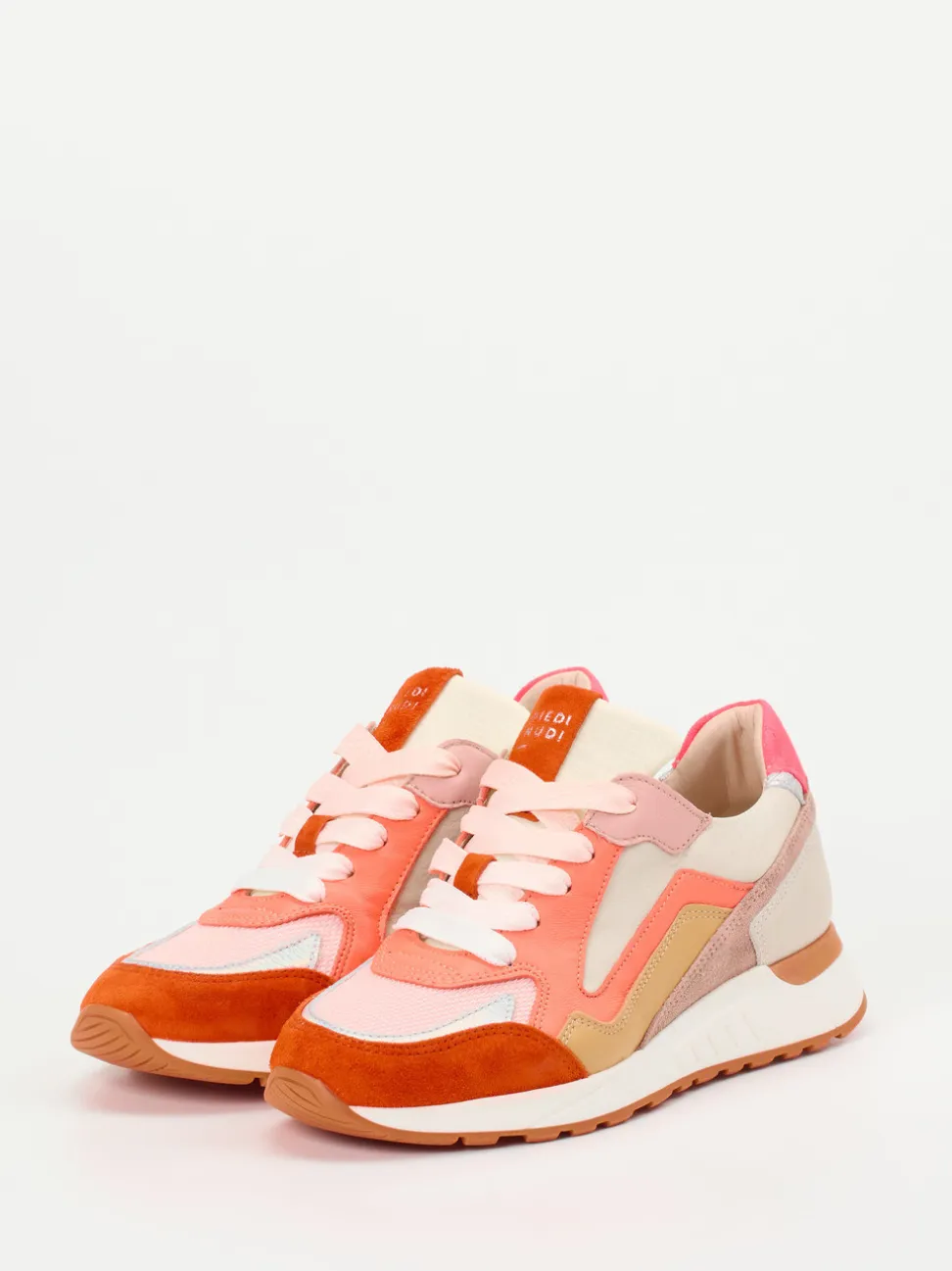 Piedi Nudi – Sneaker aus Kalbleder in Koralle