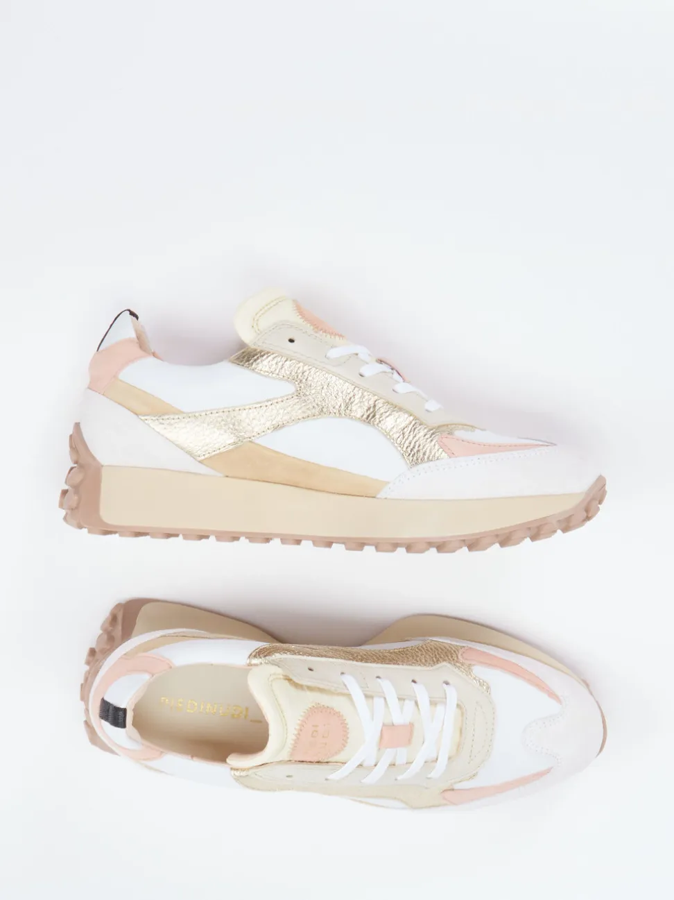 Piedi Nudi – Sneaker aus Kalbleder mit Metallic-Finish