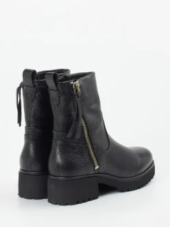 Piedi Nudi – Stiefelette aus Kalbleder Schwarz
