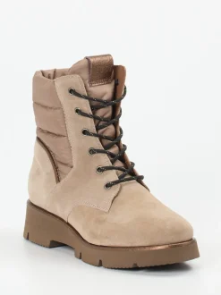 Piedi Nudi – Winter-Stiefelette aus Veloursleder Sandbeige