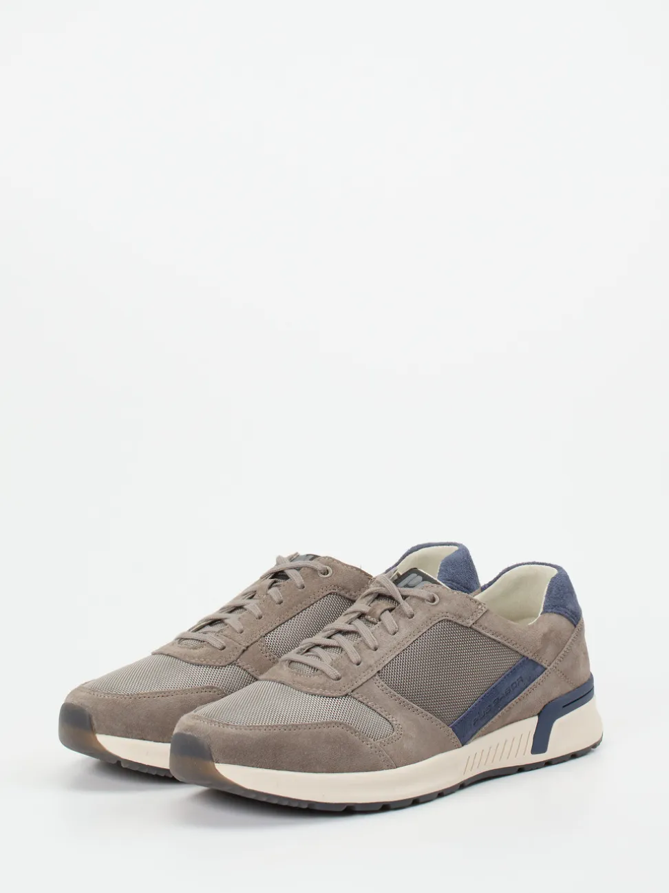 Pius Gabor – Sneaker aus Veloursleder in Taupe